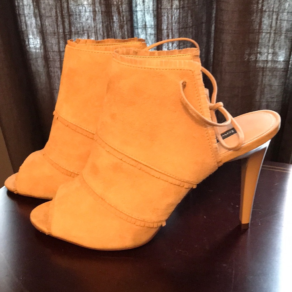 Tan suede heels